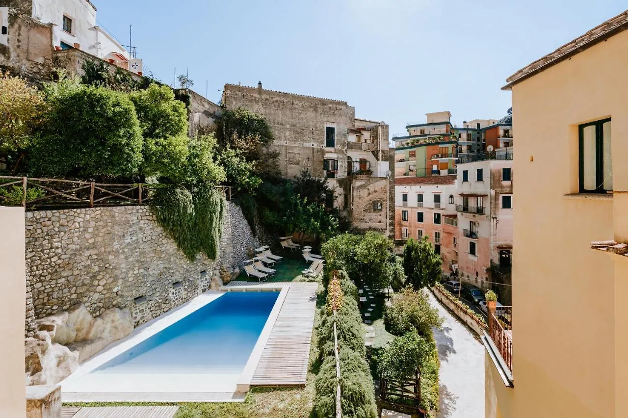 Amalfi Resort Bed & Breakfast